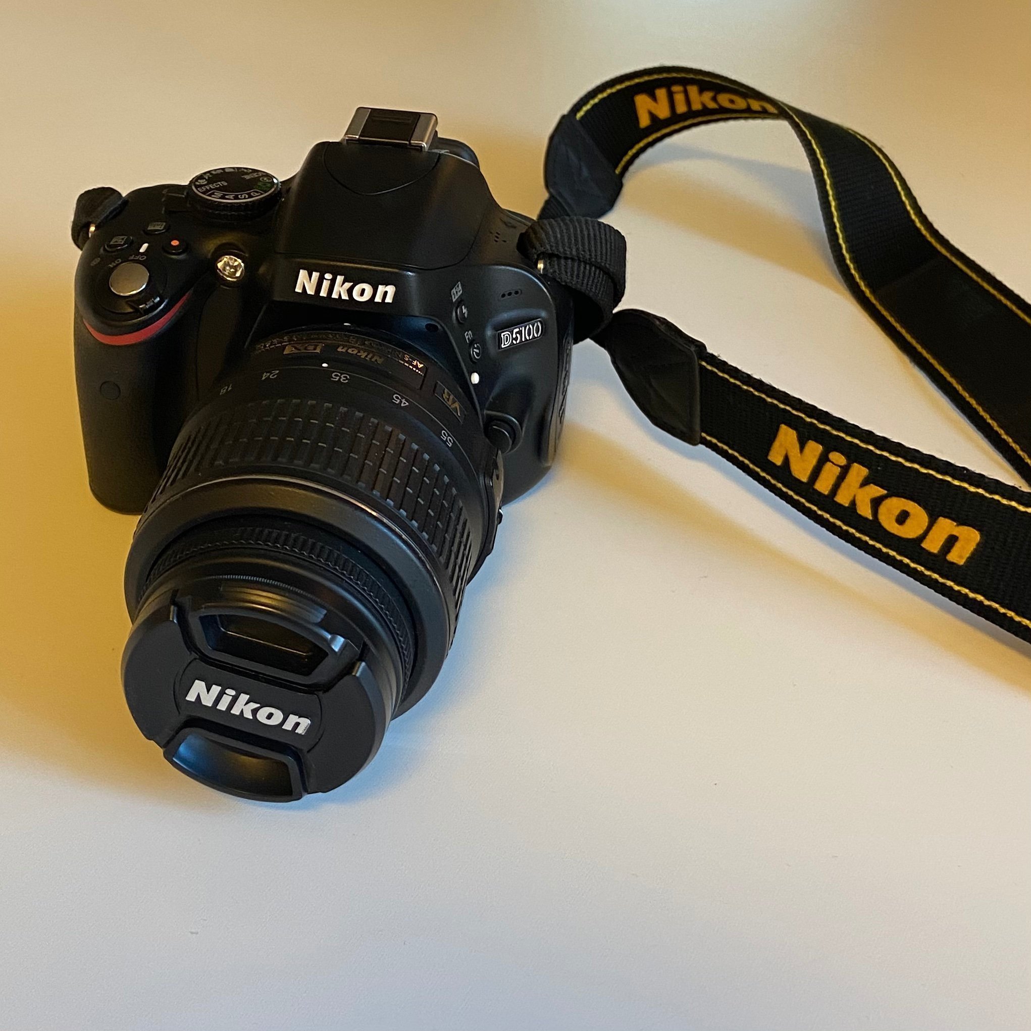 Nikon D5100 + objektiv (439638356) ᐈ Köp på Tradera