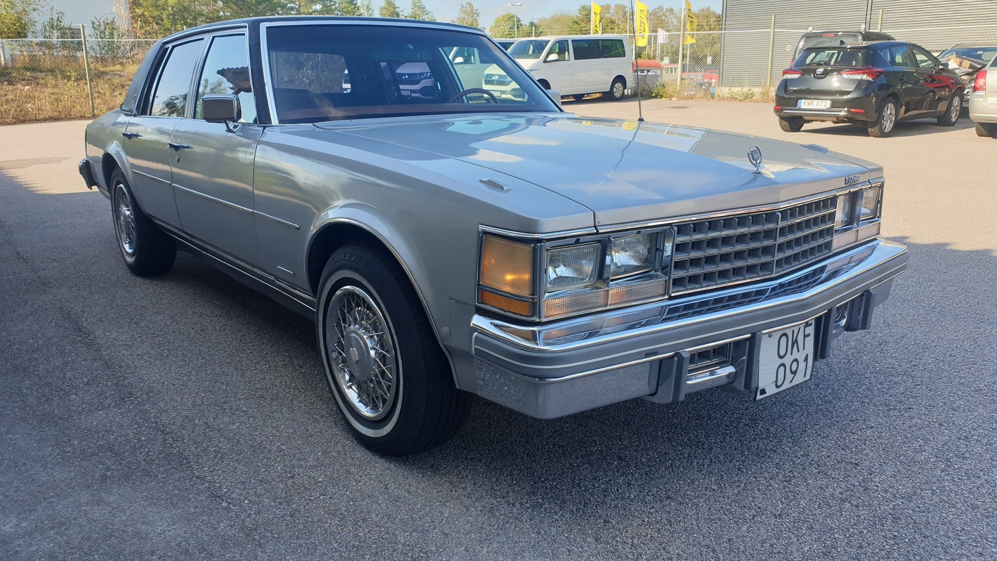 Cadillac seville 5