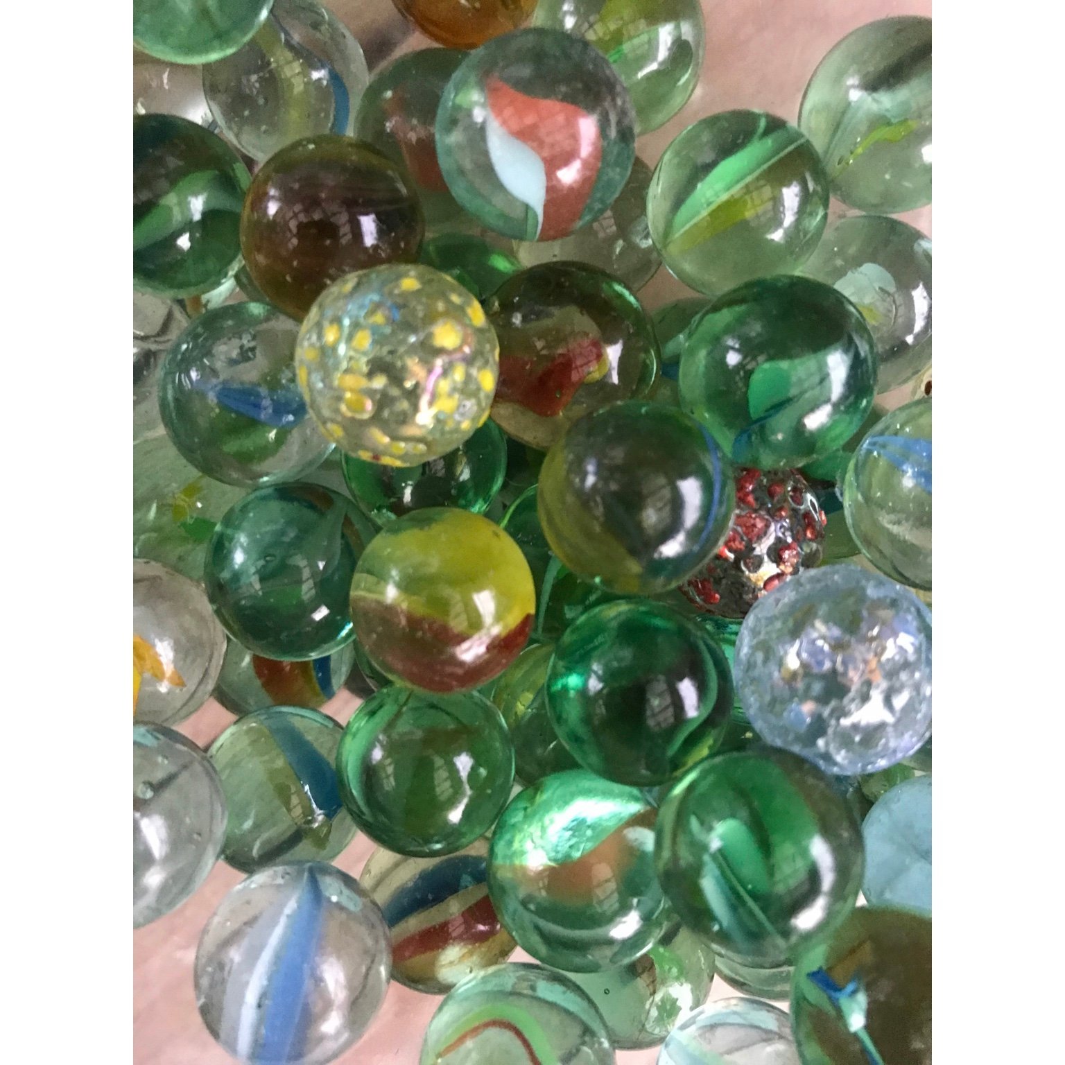 Små spelkulor glaskulor till lek eller inredning Köp på Tradera