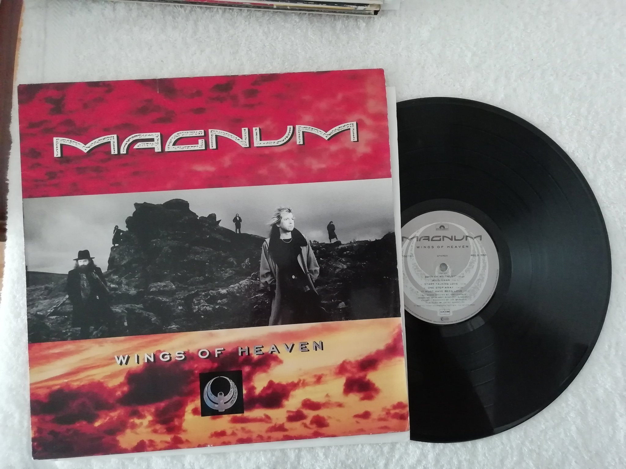 MAGNUM Wings of heaven, LPsiva från 1988.