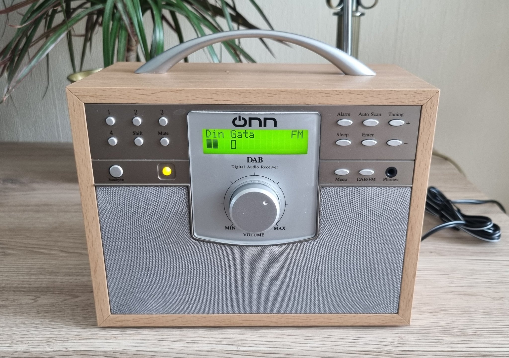Se produkter som liknar Radio ONN DAB / FM Modell ODA.. på Tradera