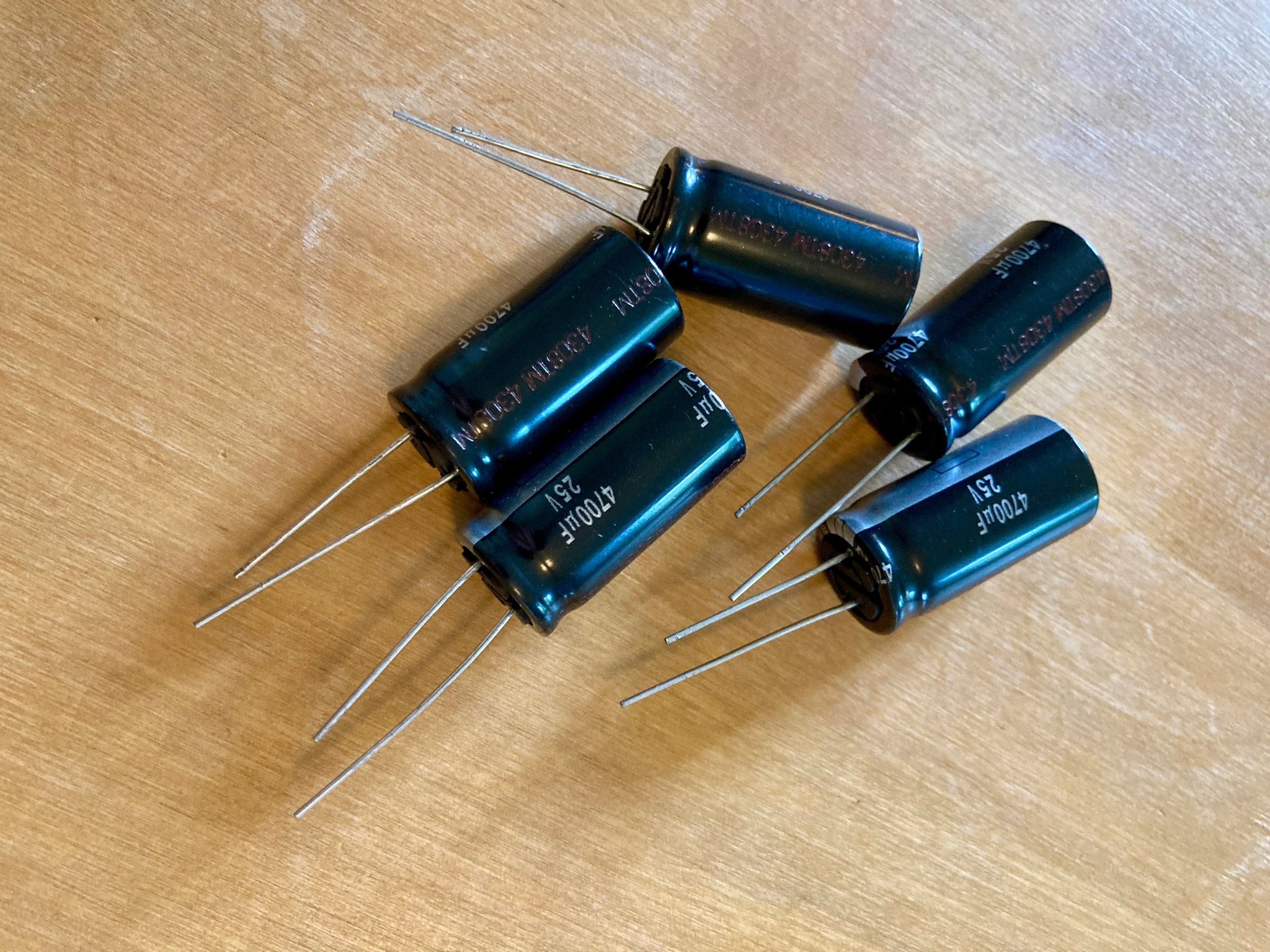 5 x Panasonic Kondensatorer Capacitor 4700uf 47.. | Köp på Tradera ...