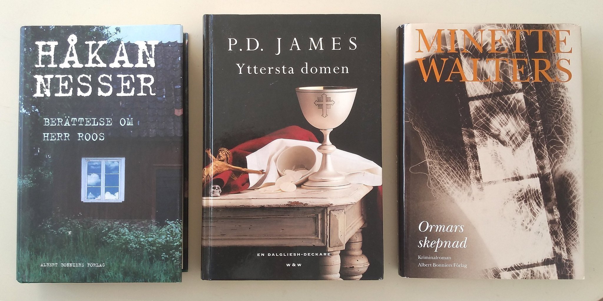 Bokpaket, tre romaner i mycket gott skick, Nesser, P.D. James, Walters