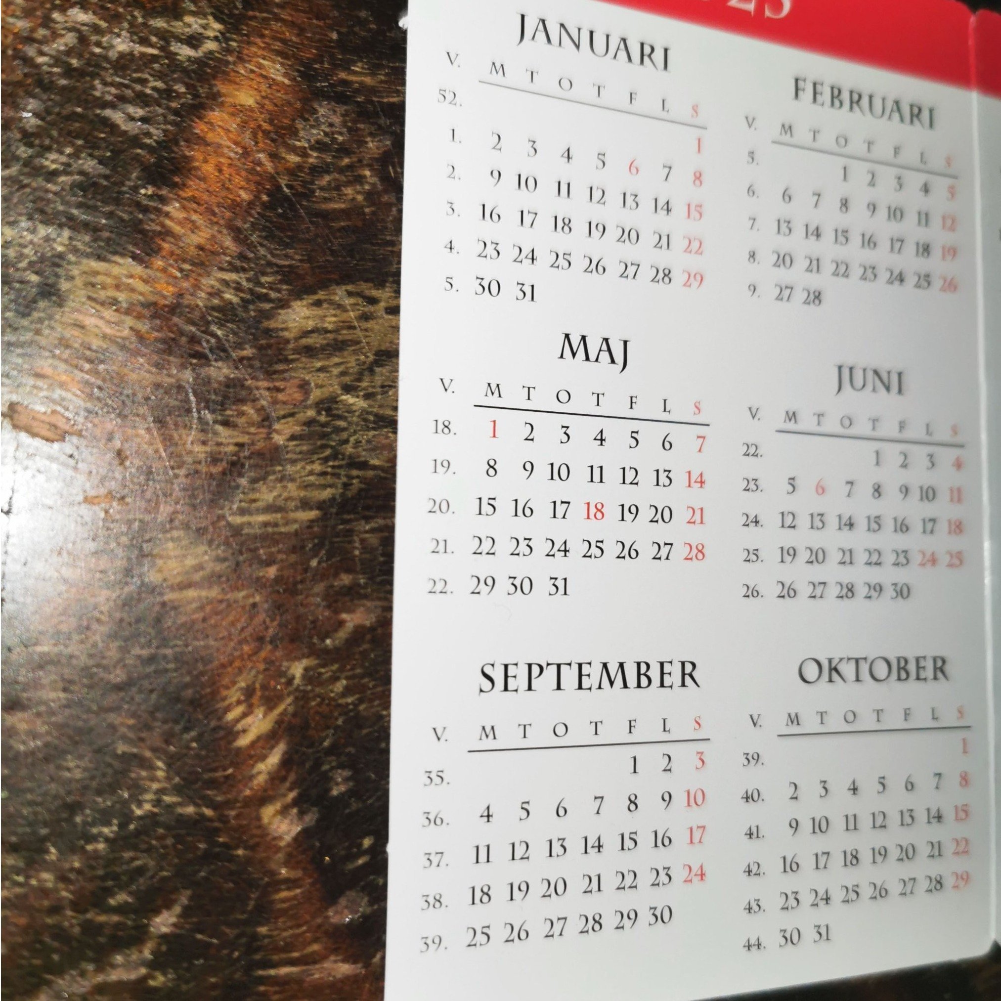 Fick kalender / almanacka från Mun och Fotmålar.. Köp på Tradera
