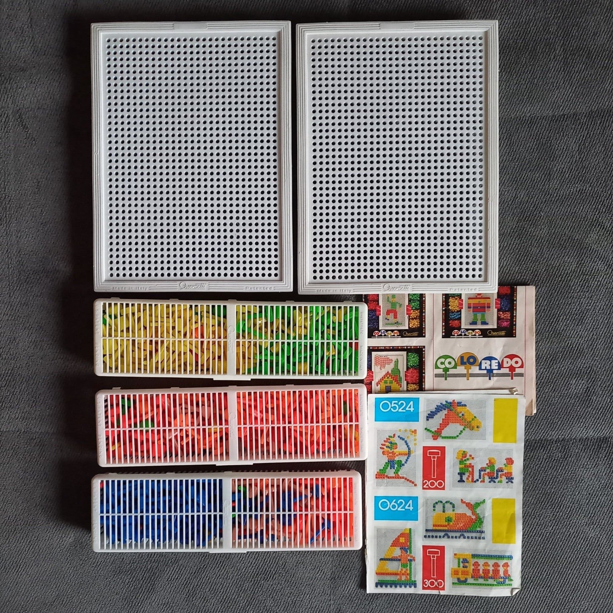 Quercetti Pixel Art 9 Tablettes – Créez Des Portraits Géants En Picots – 14 800 Picots 6 Couleurs – Tableau 54x41 Cm – Activité Créative & Artistique Dès 6 Ans