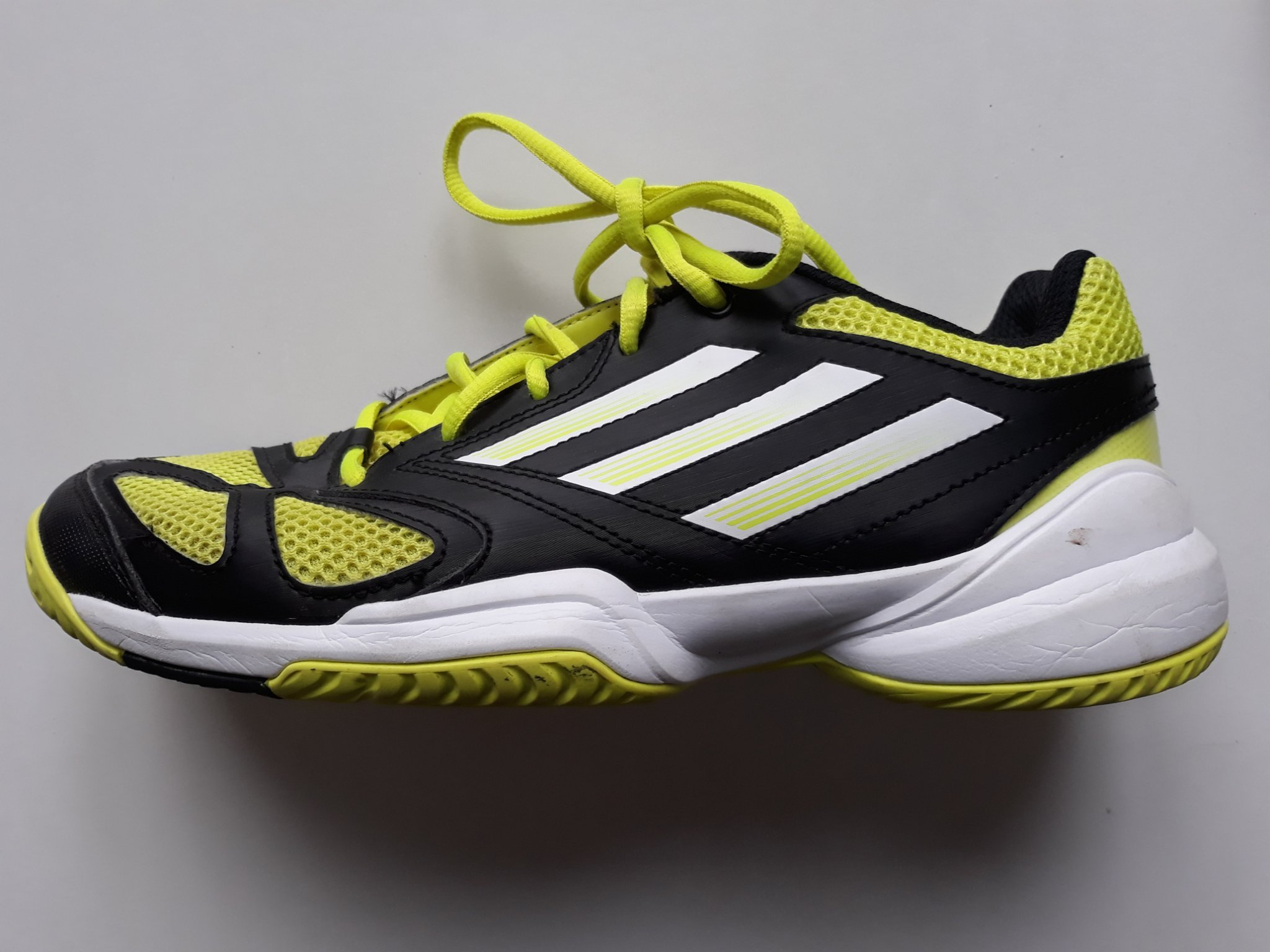 adituff shoes