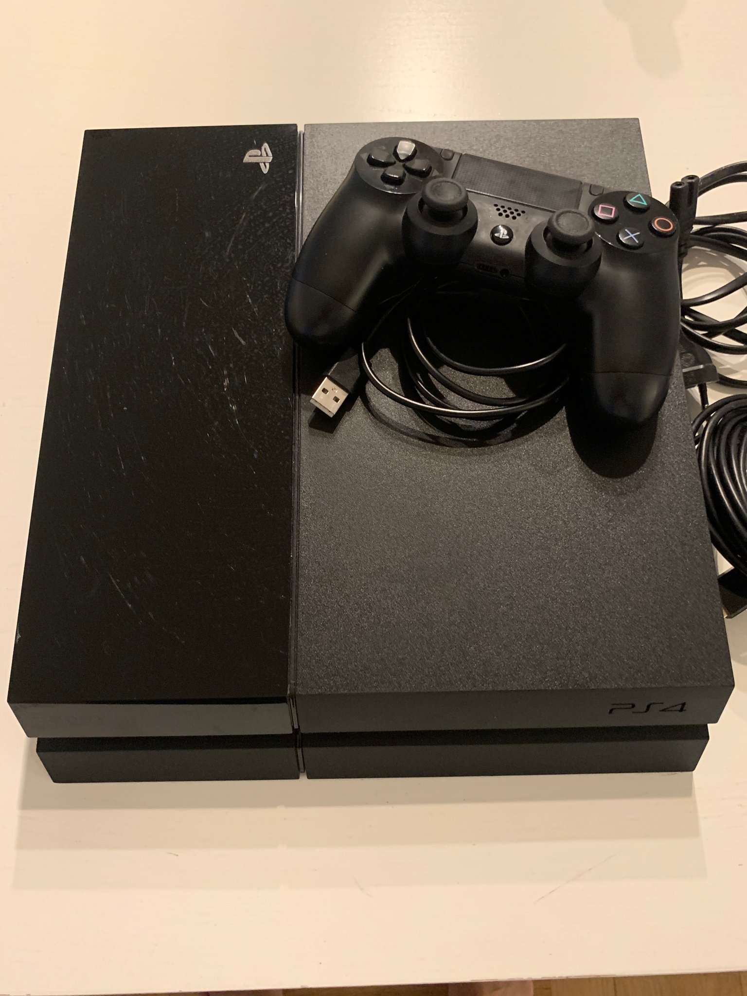 Playstation 4 (original) 500gb inkl. 8st spel e.. (417018583) ᐈ Köp på