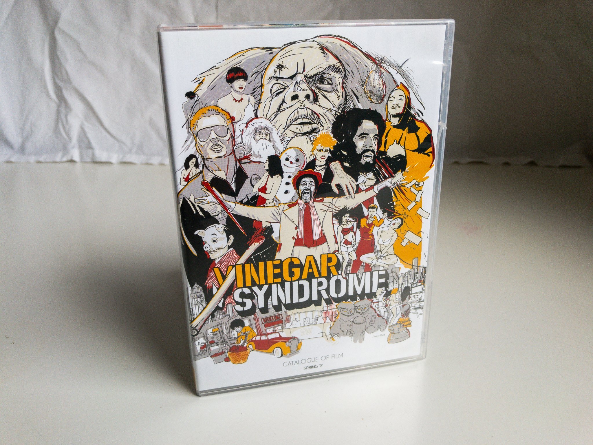 Vinegar Syndrome Catalogue of Film, spring 17.. (408651103) ᐈ Köp på