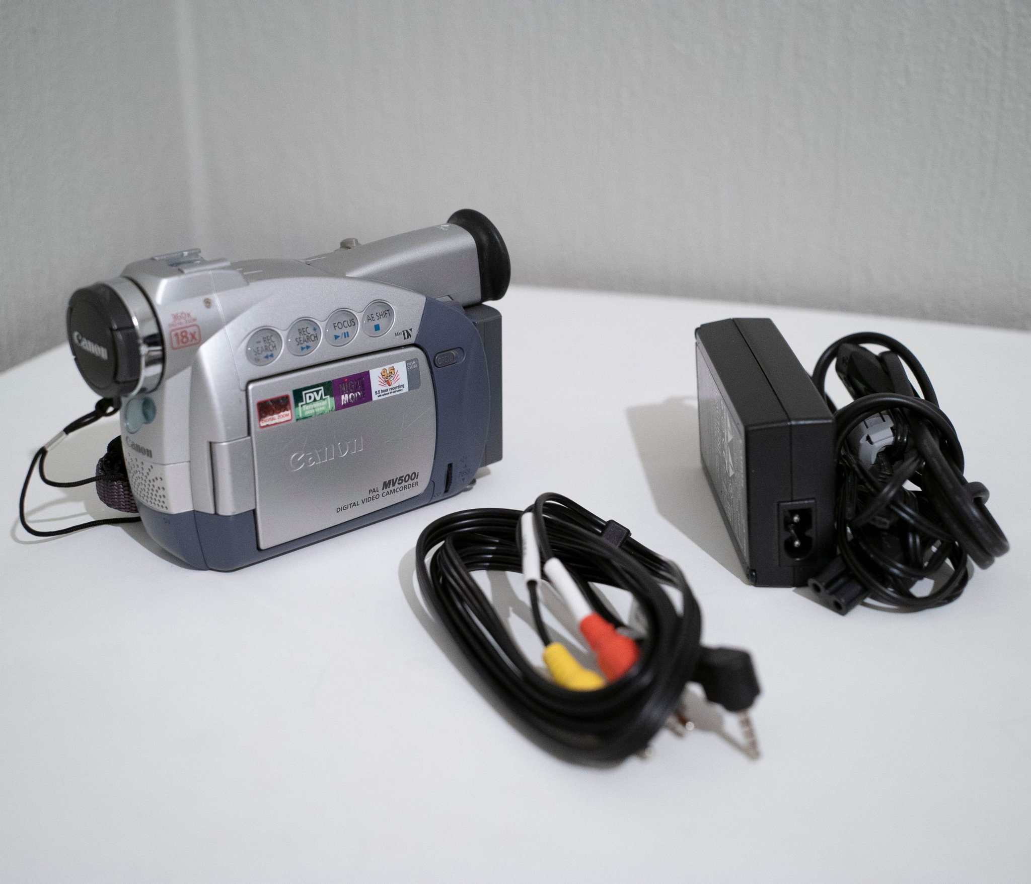 Canon MV500i miniDV mini DV digital videokamera med analog in