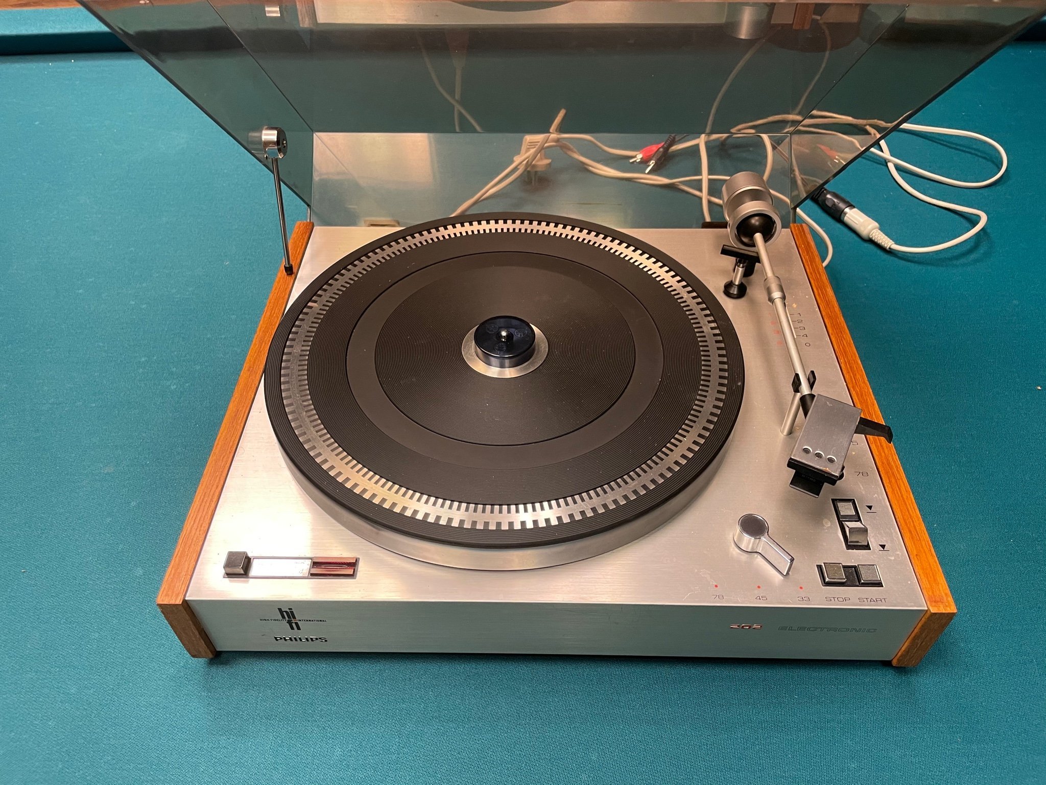 PHILIPS 202 ELECTRONIC (437367006) ᐈ Köp på Tradera
