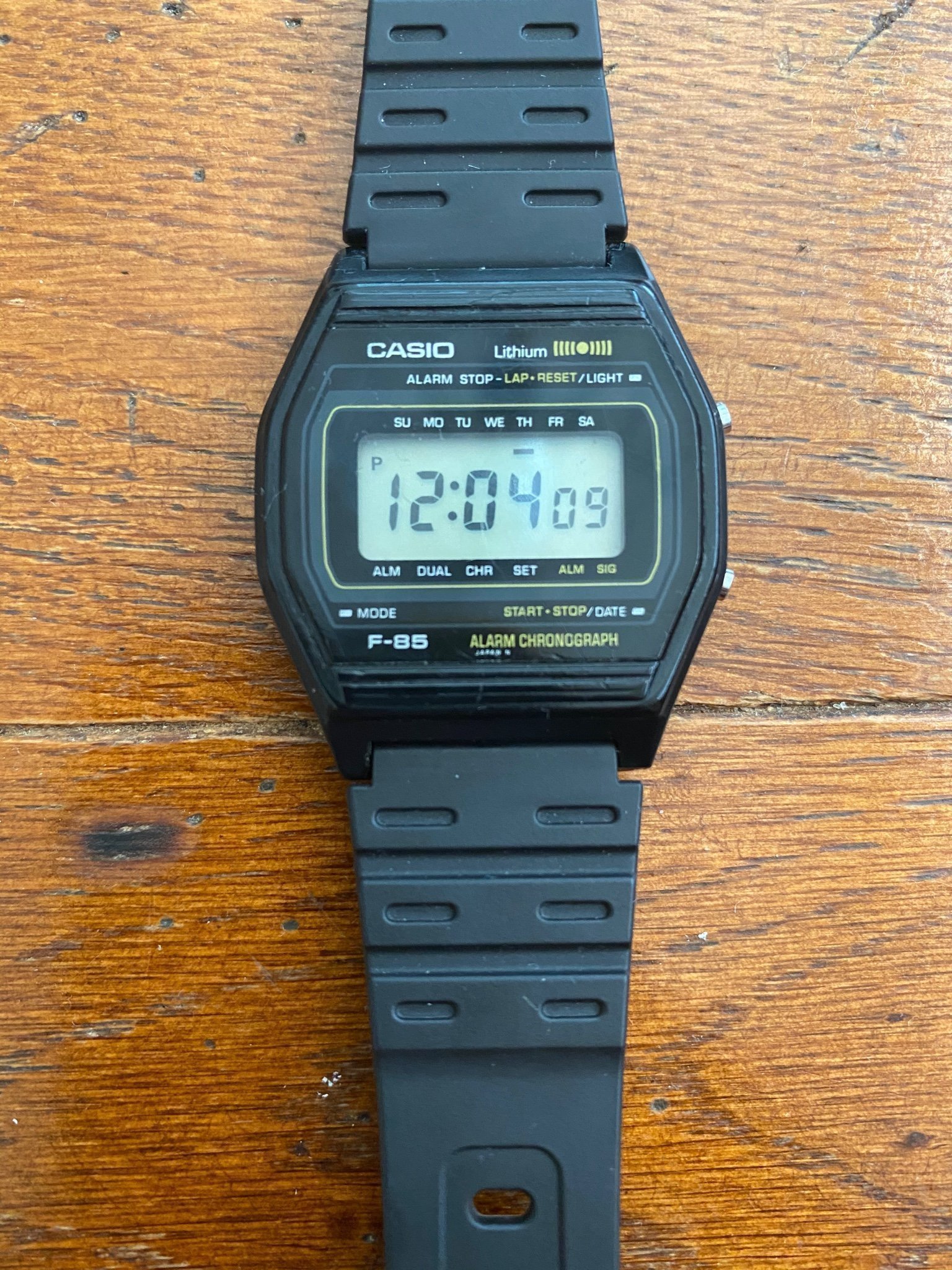 casio f 85