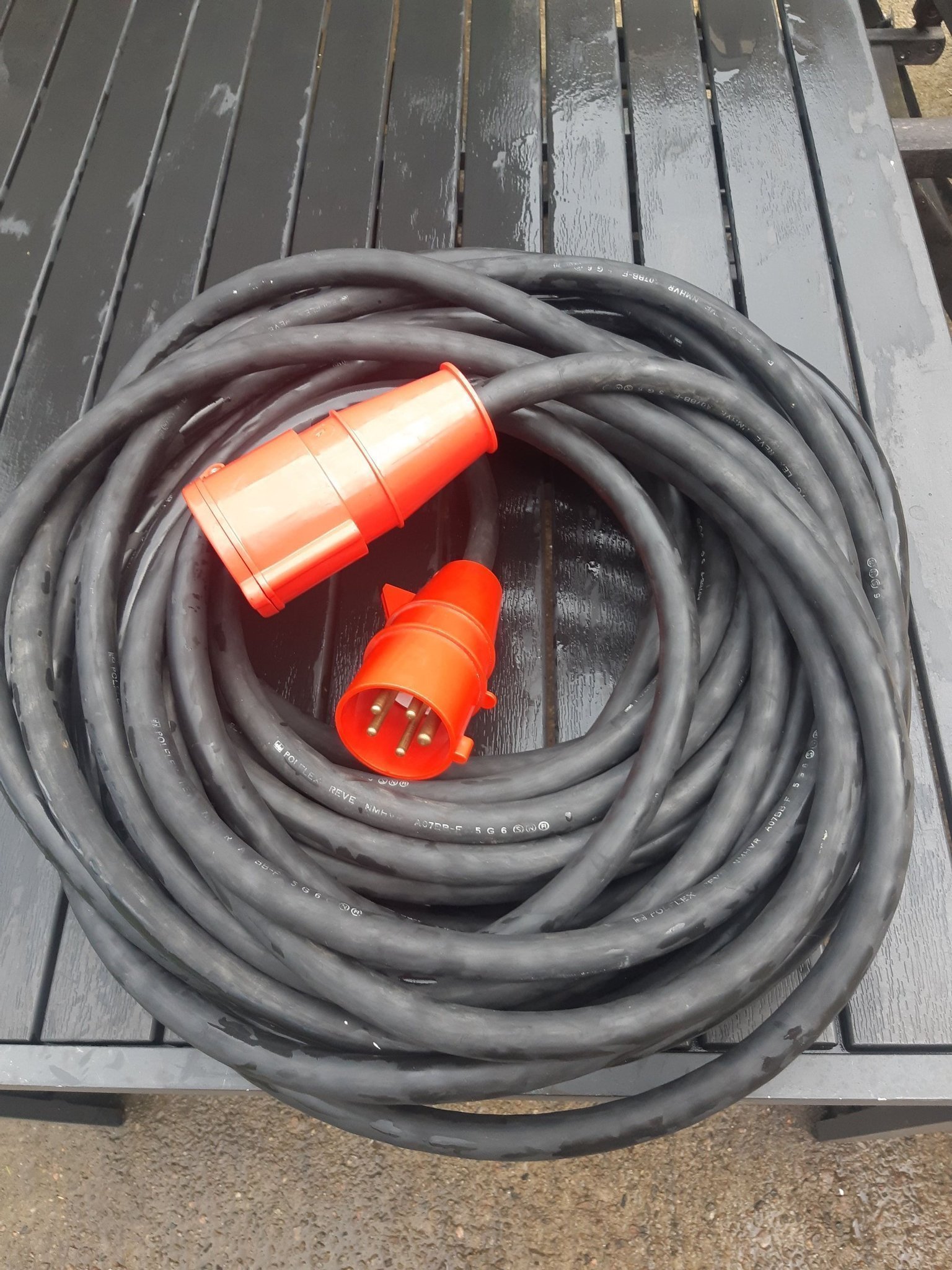 se-produkter-som-liknar-32a-gummikabel-p-tradera-560900119