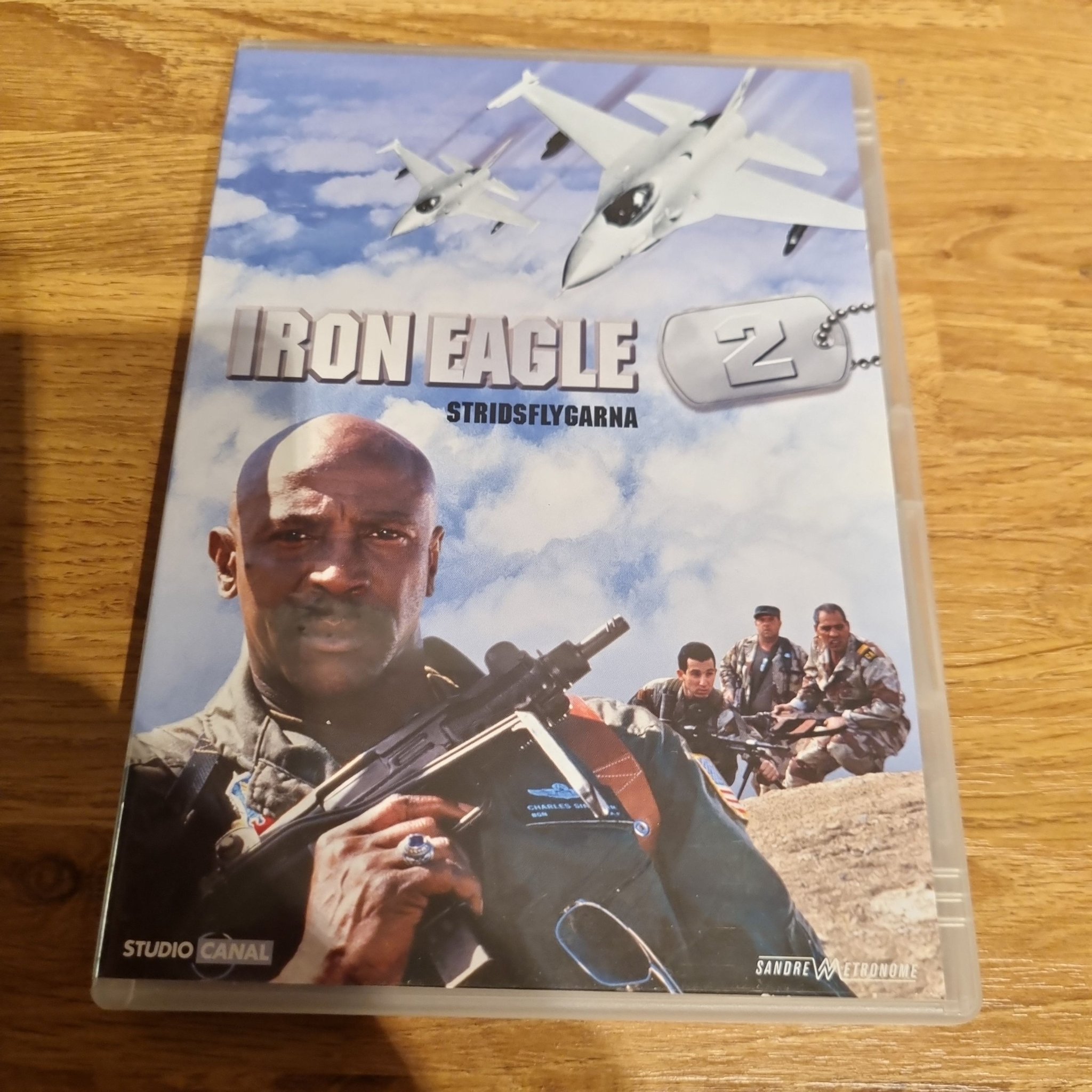 Se produkter som liknar iron eagle 2 på Tradera (575526524)