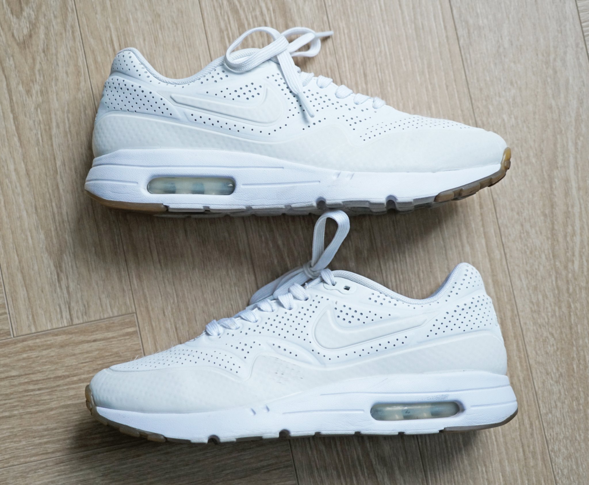 nike air max 1 ultra moire phantom gum