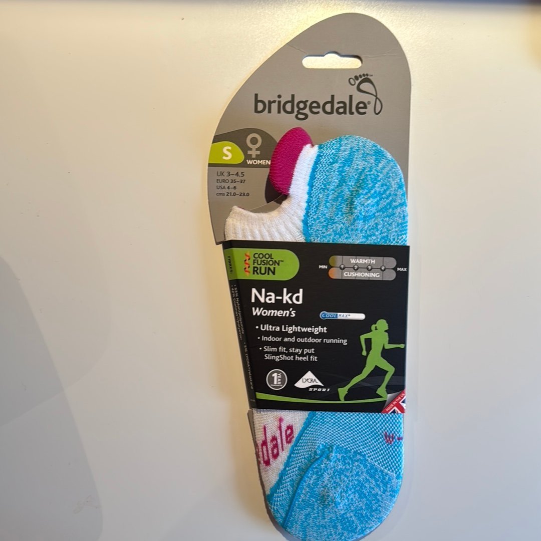 Bridgedale No-Show träningsstrumpor blåa strumpor, storlek S