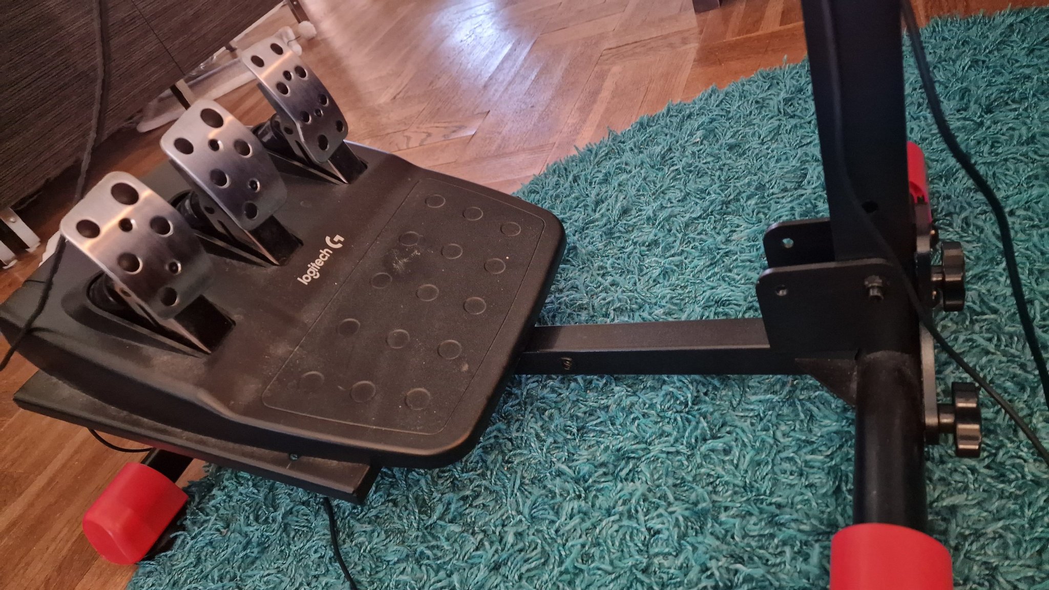 Logitech g29 driving force ratt ps4/ps3/ps5 me.. Köp på Tradera