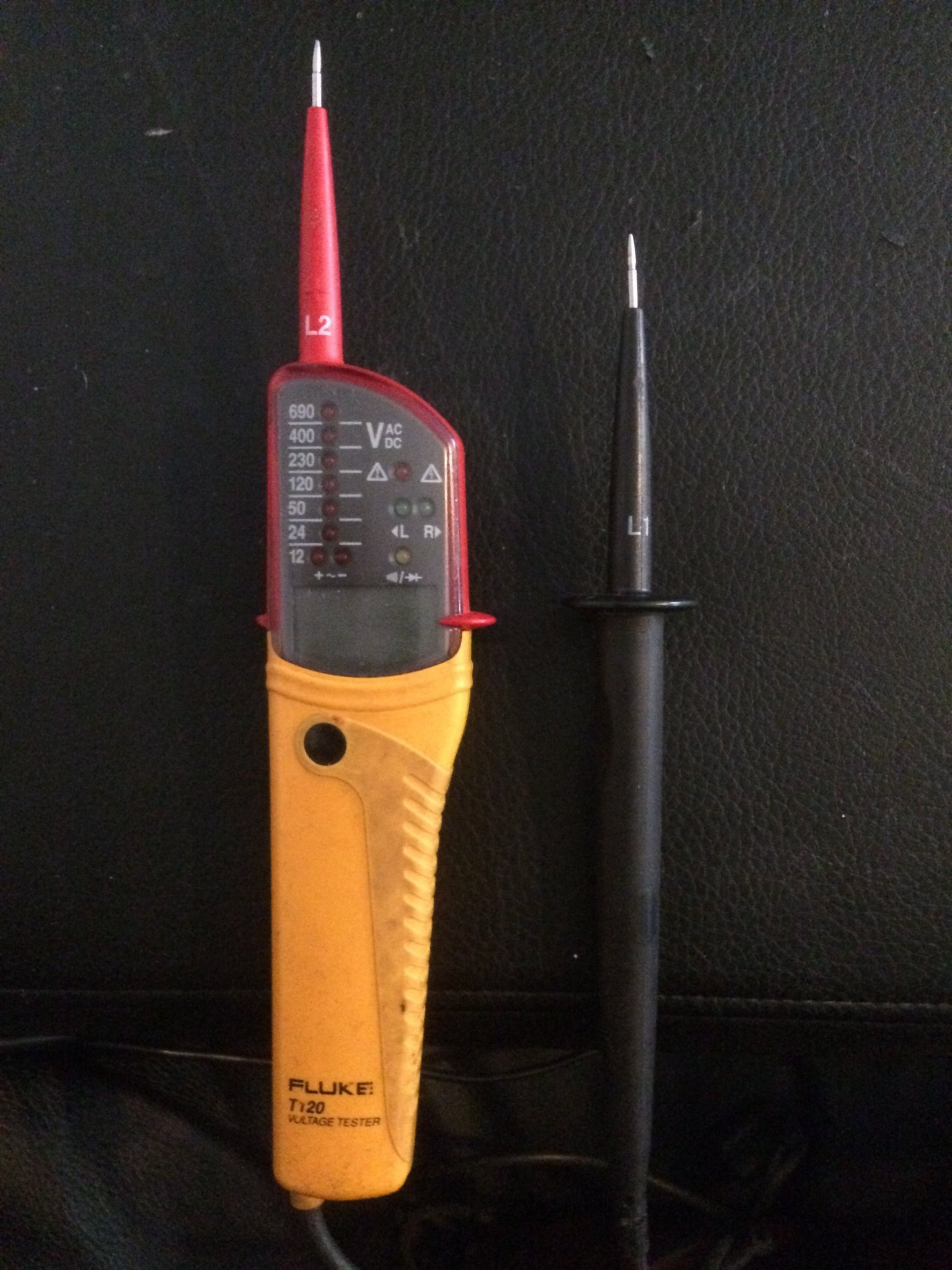 Fluke T120 spänningsmätare Voltage Tester .. (422633202) ᐈ Köp på Tradera