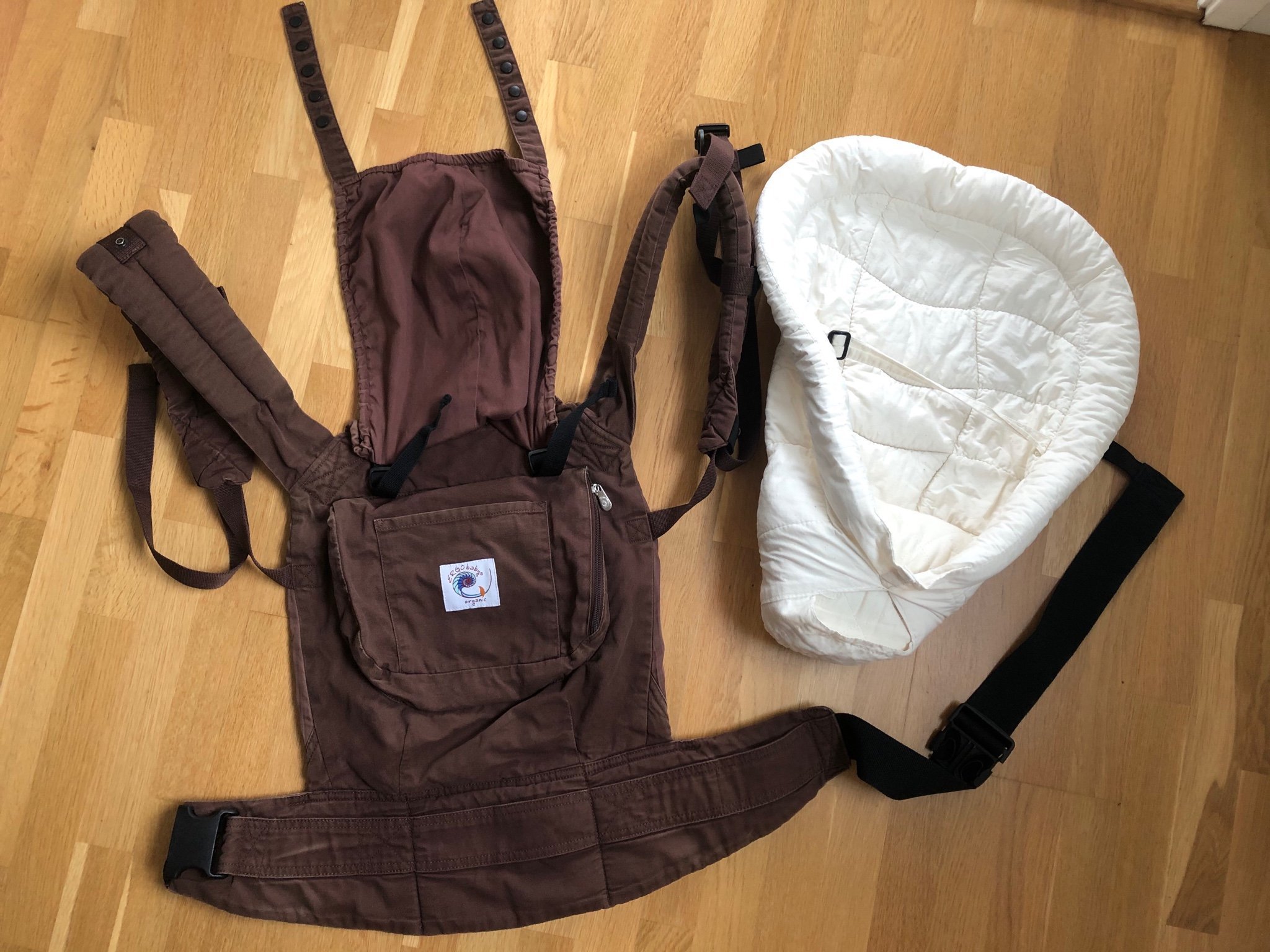 Ergobaby organic ergonomisk bärsele brun (404774349) ᐈ Köp på Tradera