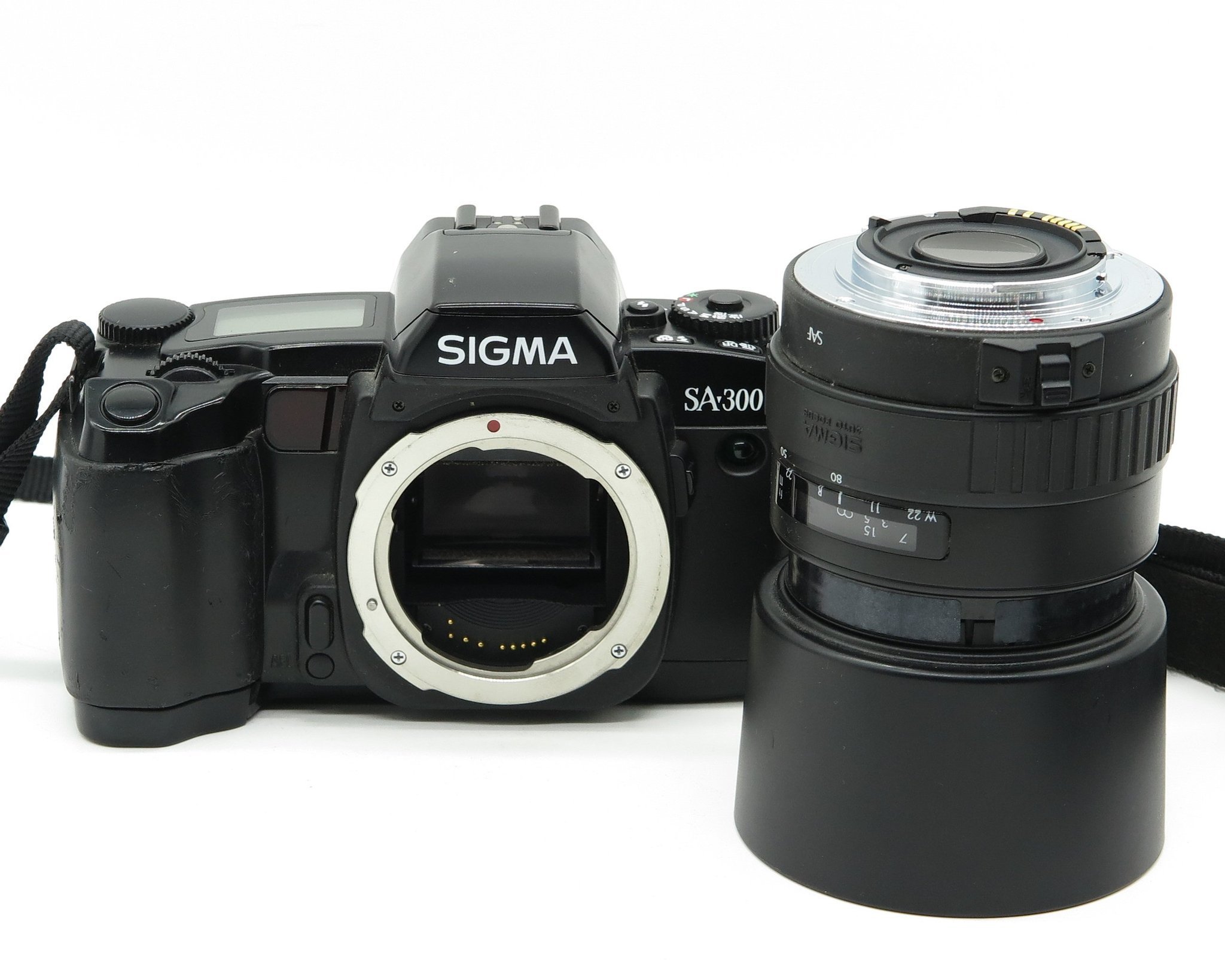 Sigma SA300 med Sigma DL Zoom 3580mm 145.6 Köp på Tradera (597916213)