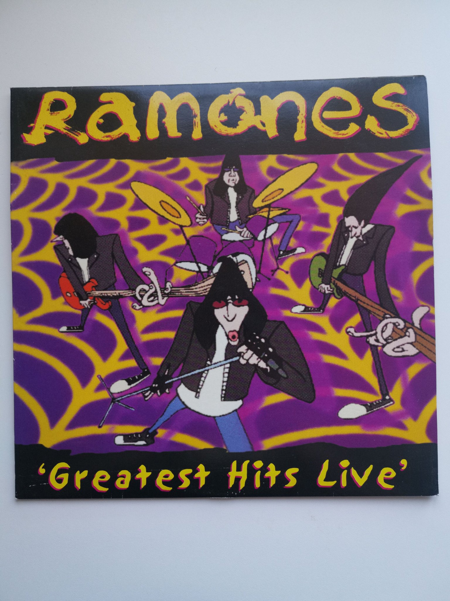 Ramones Greatest Hits Live (392115271) ᐈ Köp på Tradera