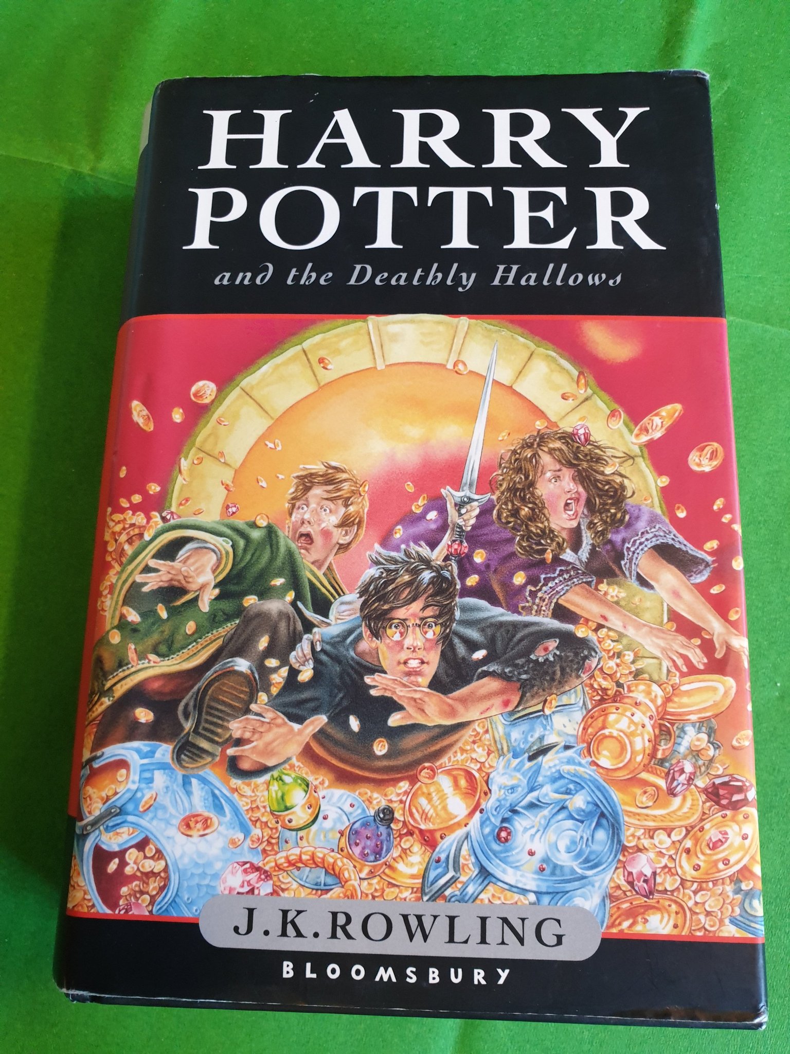 HARRY POTTER AND THE DEATHLY HALLOWS FIRST EDIT.. (410074890) ᐈ Köp på