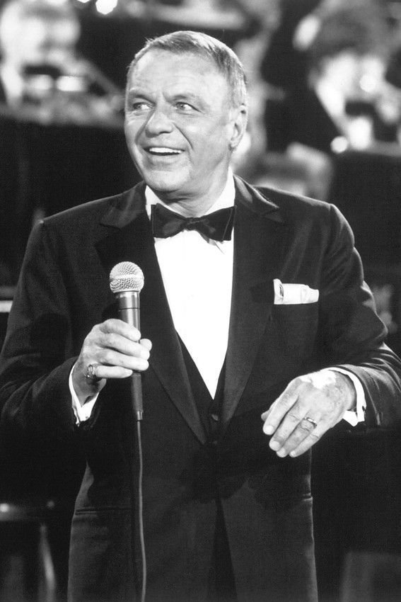 FRANK SINATRA *CHAIRMAN OF THE BOARD* AMERICAN .. Köp på Tradera