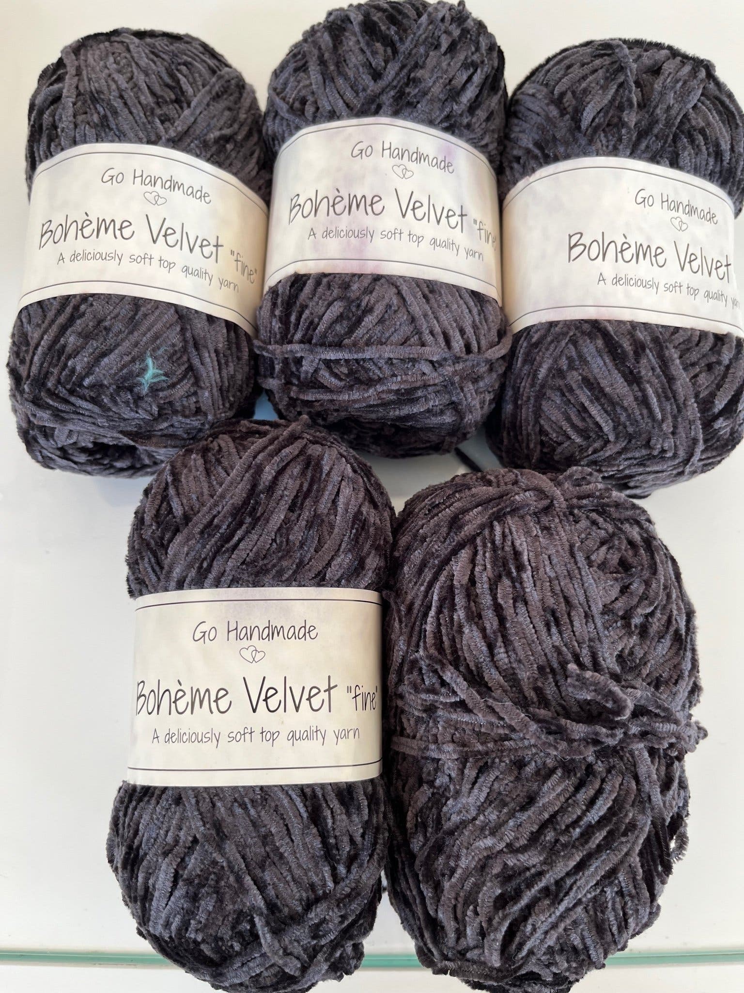Black Bohéme Velvet yarn in fine quality available for auction