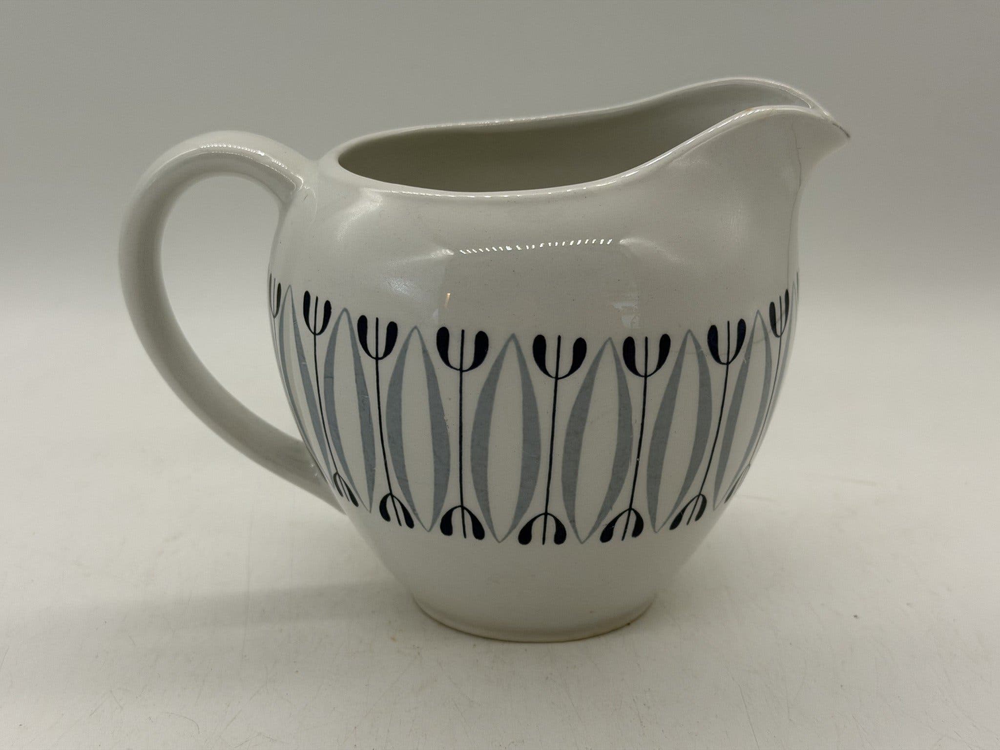 TILLBRINGARE / KANNA I PORSLIN RETRO DESIGN 1950/60/70-TAL