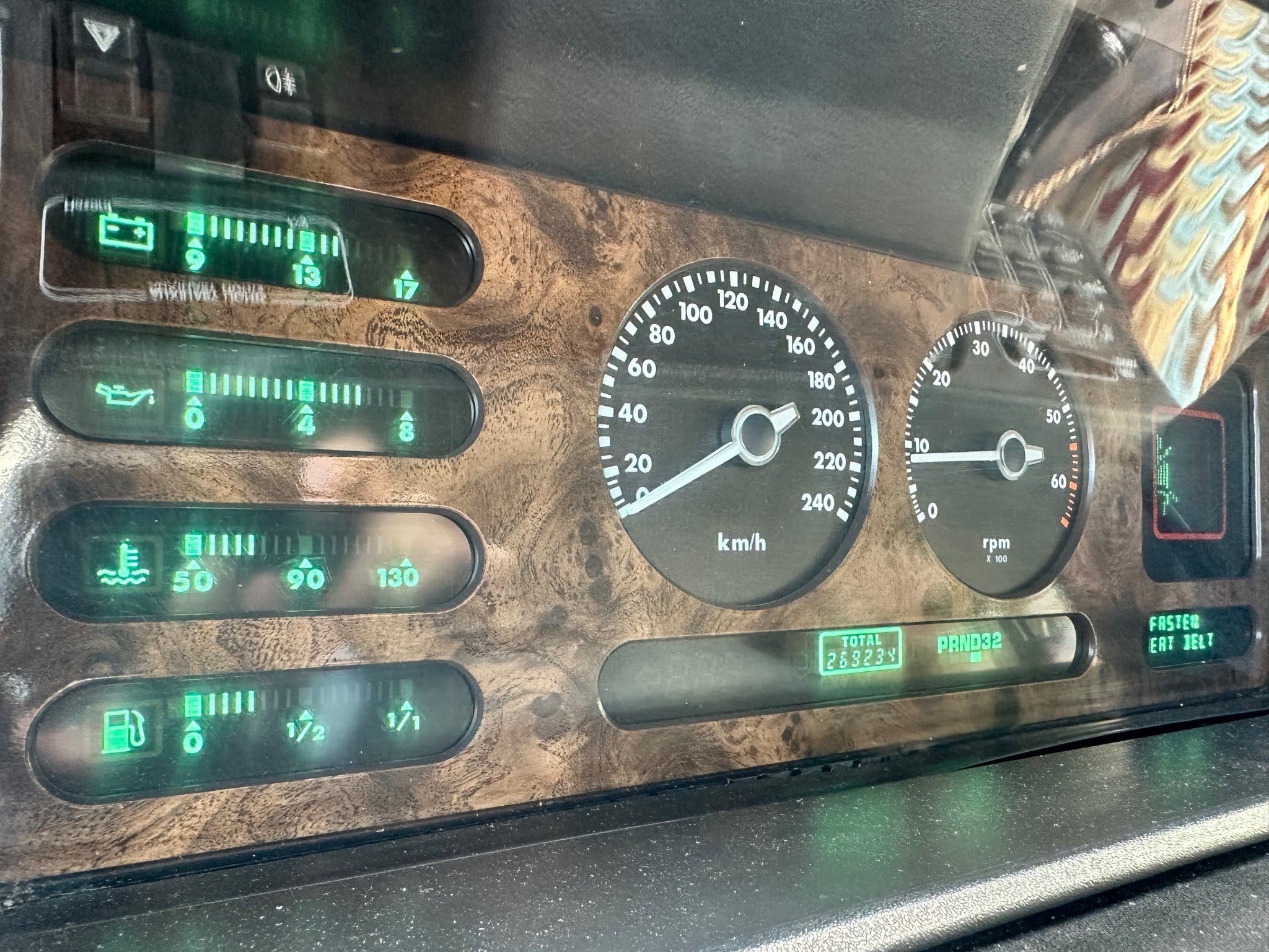 Daimler Six 3.6 Automatisk, 204hk, 1989