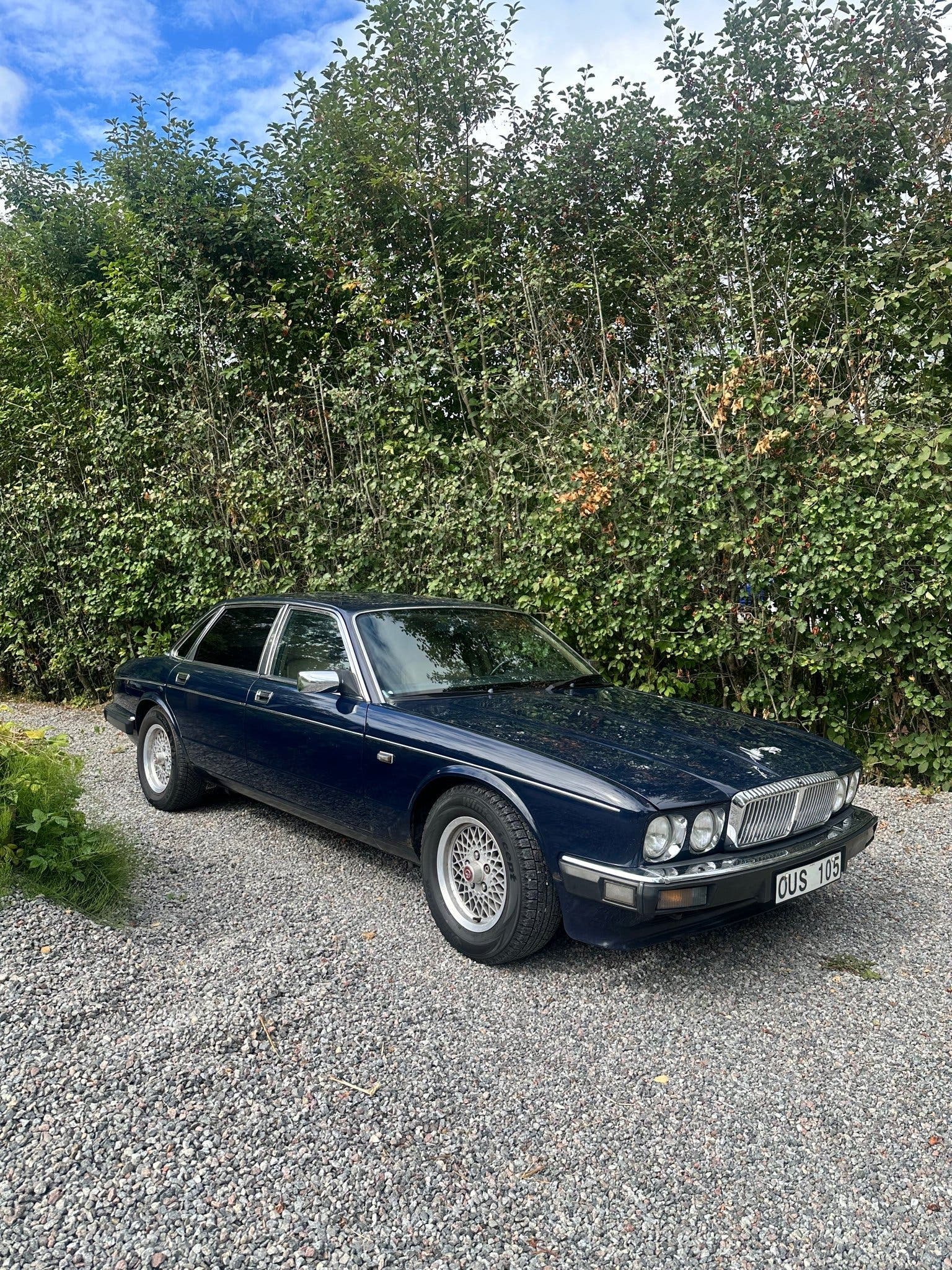 Daimler Six 3.6 Automatisk, 204hk, 1989