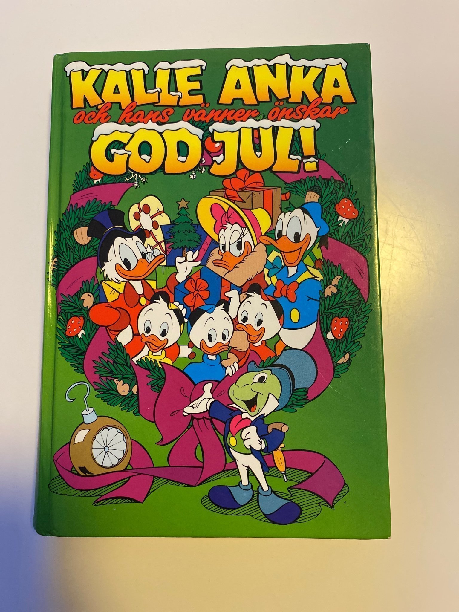 Kalle anka och hans vänner önskar god jul Köp på Tradera (558248623)