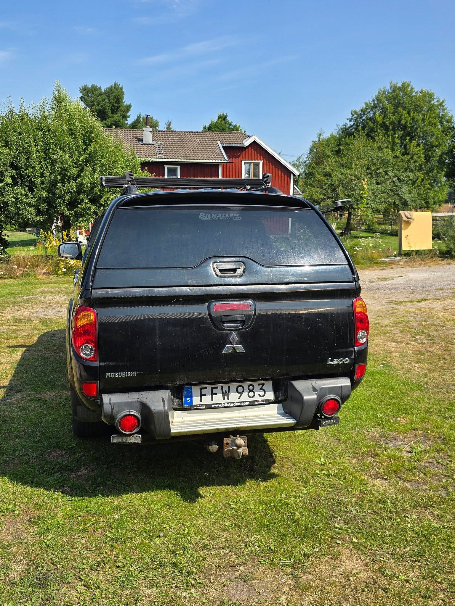 Mitsubishi L200 Double Cab 2.5 4x4 Automatic, 5-trins, 178ps, 2015