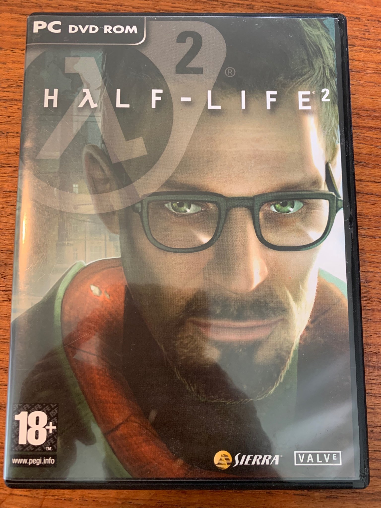 HalfLife 2 (PC DVDROM) (420142555) ᐈ Köp på Tradera
