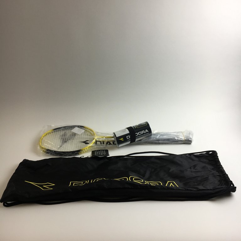 diadora badminton set