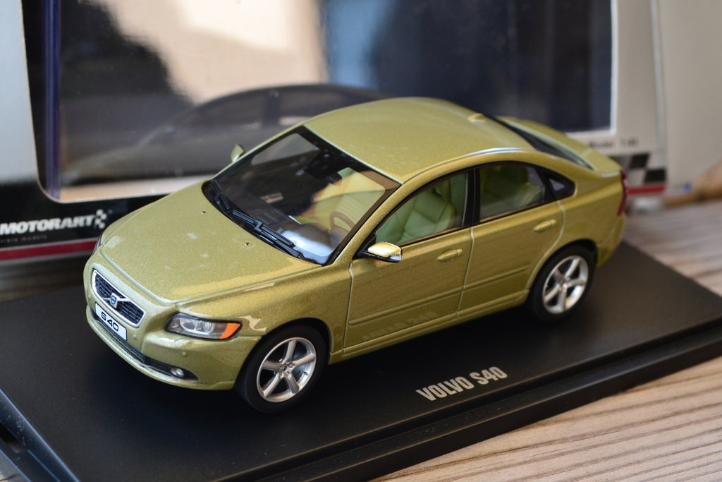 Volvo s40 1 43