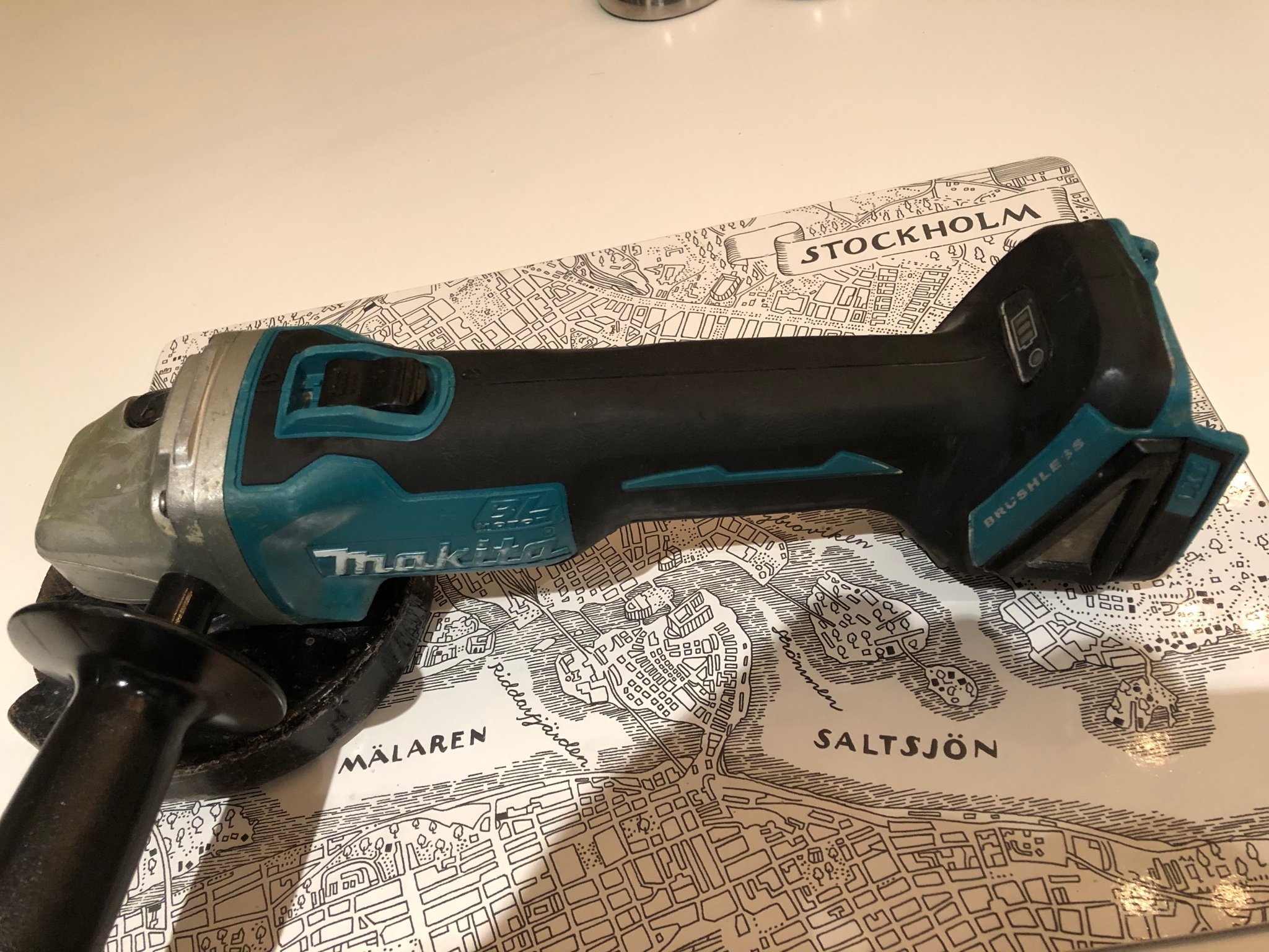 Makita DGA504Z Vinkelslip (371992186) ᐈ Köp på Tradera