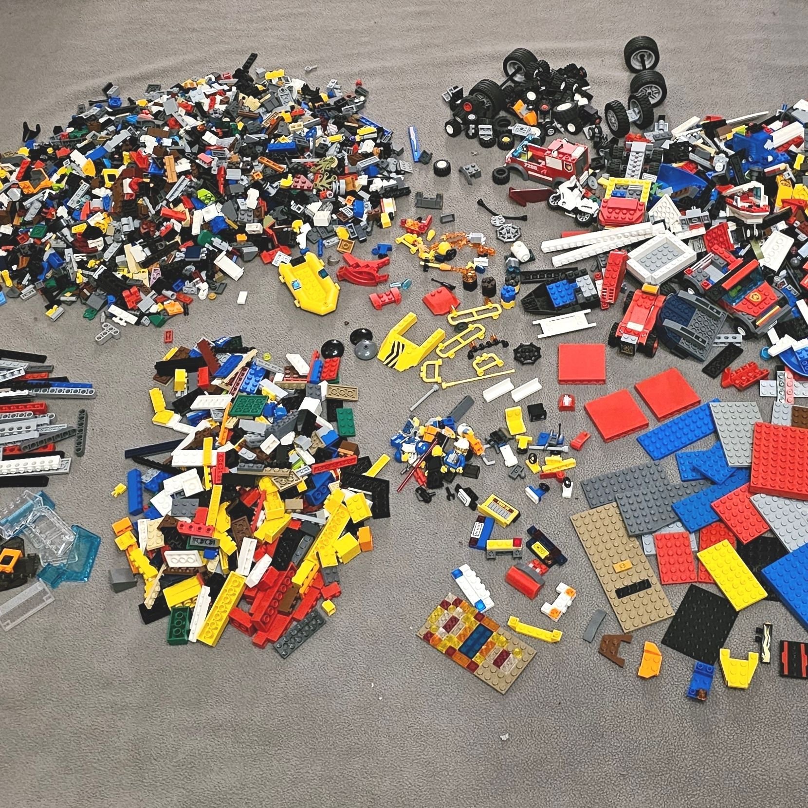 Se produkter som liknar LEGO Julklapp! 5.15 KG MegaP.. på Tradera