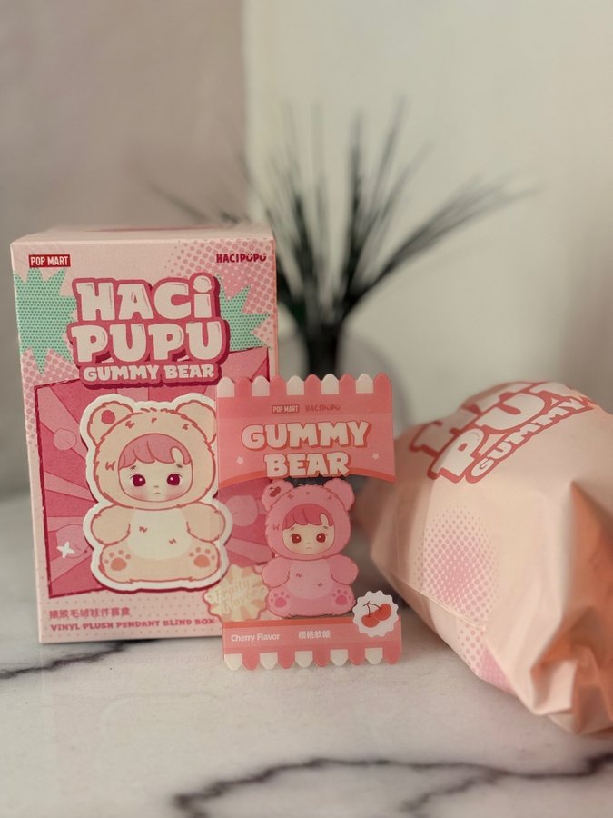 ハチププ　HACIPUPU GUMMY BEAR Cherry Flavor HACIPUPU Gummy Bear Scented Vinyl Plush Pendant CHERRY