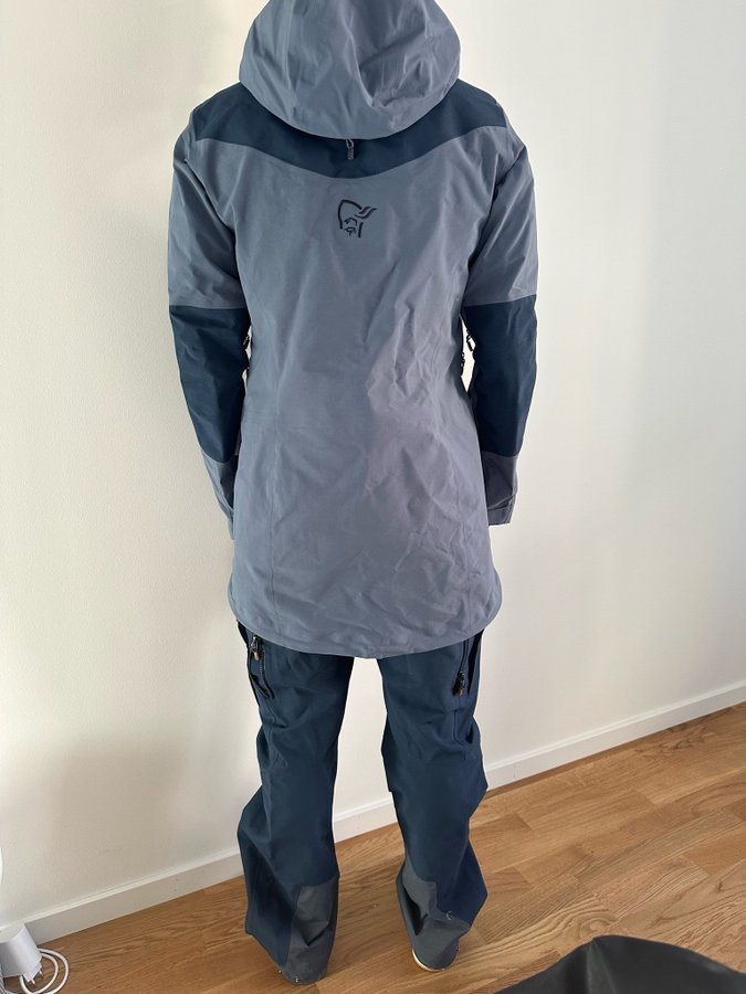 Se produkter som liknar Norrøna Tamok Gore-Tex Perfor.. på Se produkter som liknar Norrøna Tamok Gore-Tex Perfor.. på