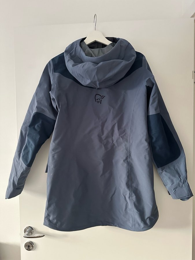 Se produkter som liknar Norrøna Tamok Gore-Tex Perfor.. på Se produkter som liknar Norrøna Tamok Gore-Tex Perfor.. på