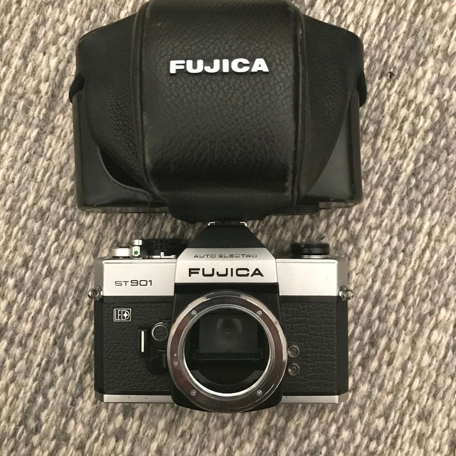 Se produkter som liknar Fujica ST901 på Tradera (694121347)