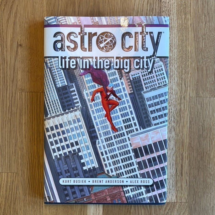 Astro City: Life in the Big City - Kurt Busiek,.. | Köp på