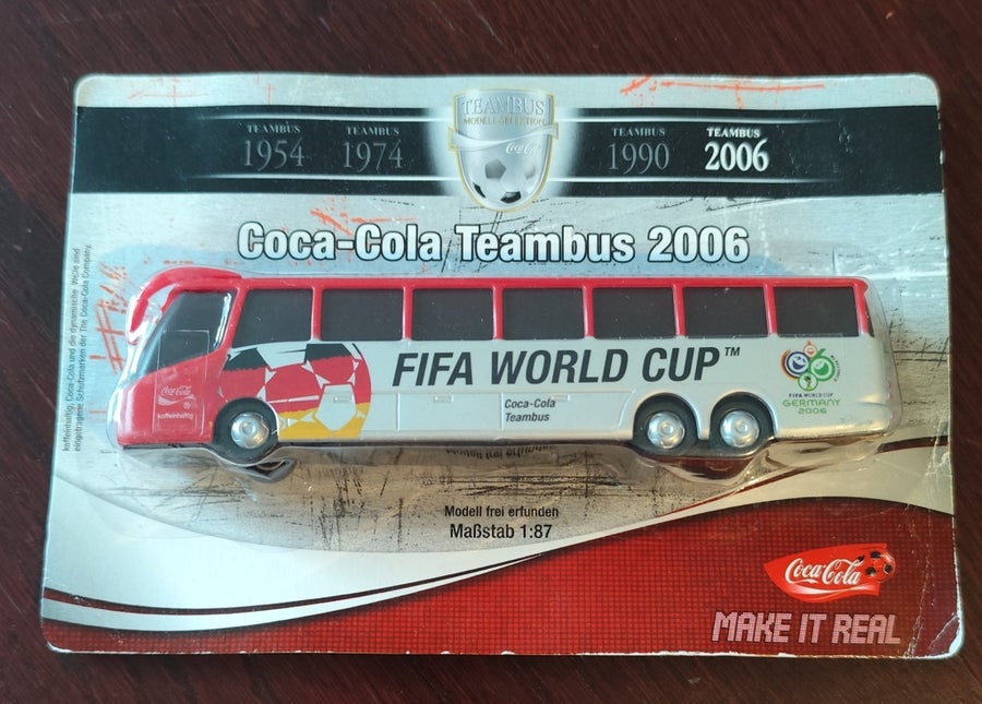 Två fina Coca-Cola samlarobjekt, perfekta för s.. | Köp på Tradera ...