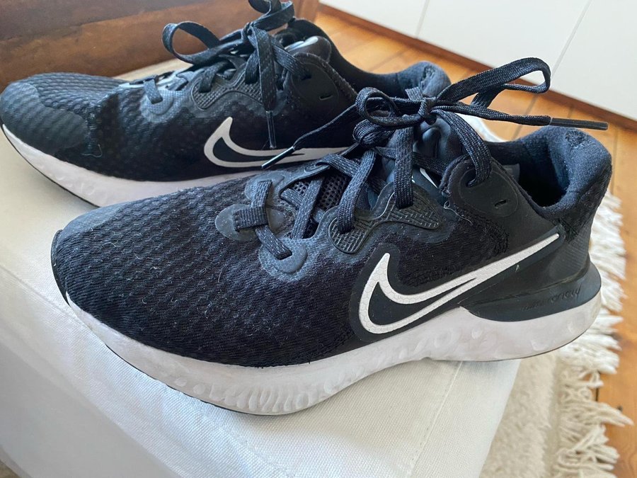 Free run cheap svart