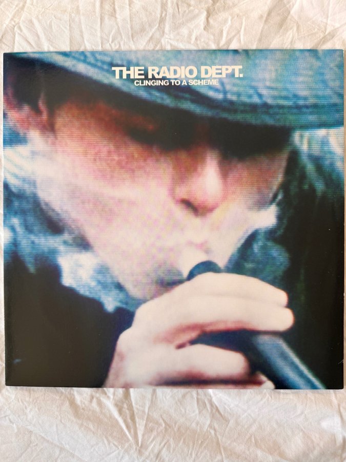The Radio Dept. – Clinging to a Scheme (VIT VIN.. | Köp på Tradera