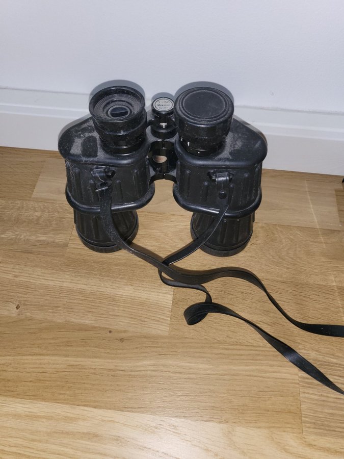 Se produkter som liknar Japansk kikare med väska på Tradera