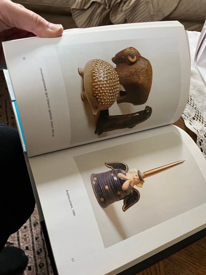 Se produkter som liknar Lisa Larson: Bland lejon och .. på Tradera