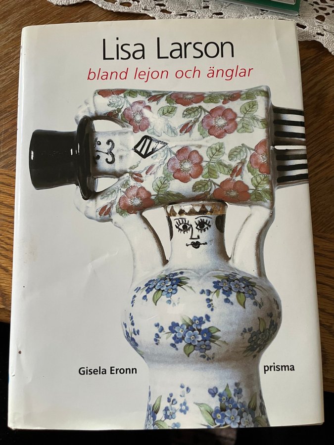 Se produkter som liknar Lisa Larson: Bland lejon och .. på Tradera