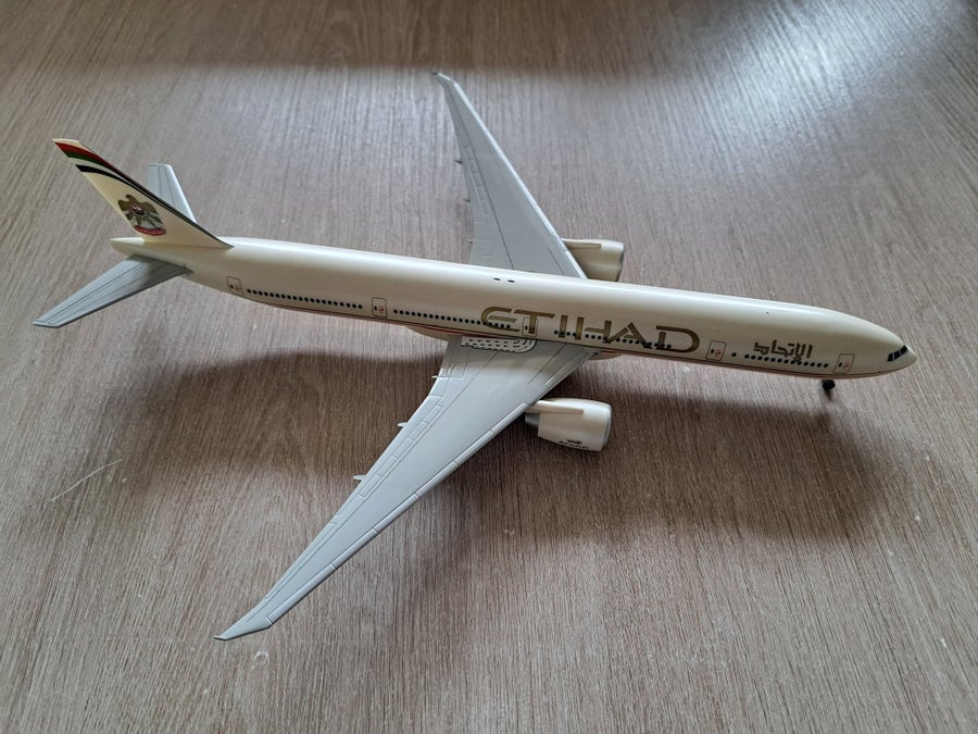 Herpa 1/200 Etihad Airways Boeing 777-300ER | Köp på Tradera
