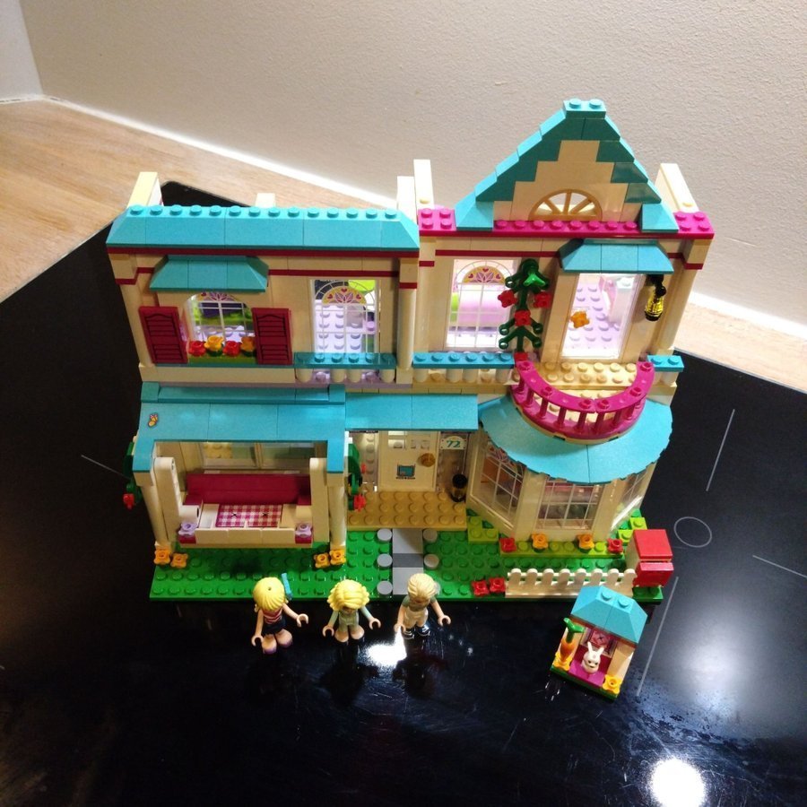 Se produkter som liknar Lego Friends Stephanies hus p Tradera